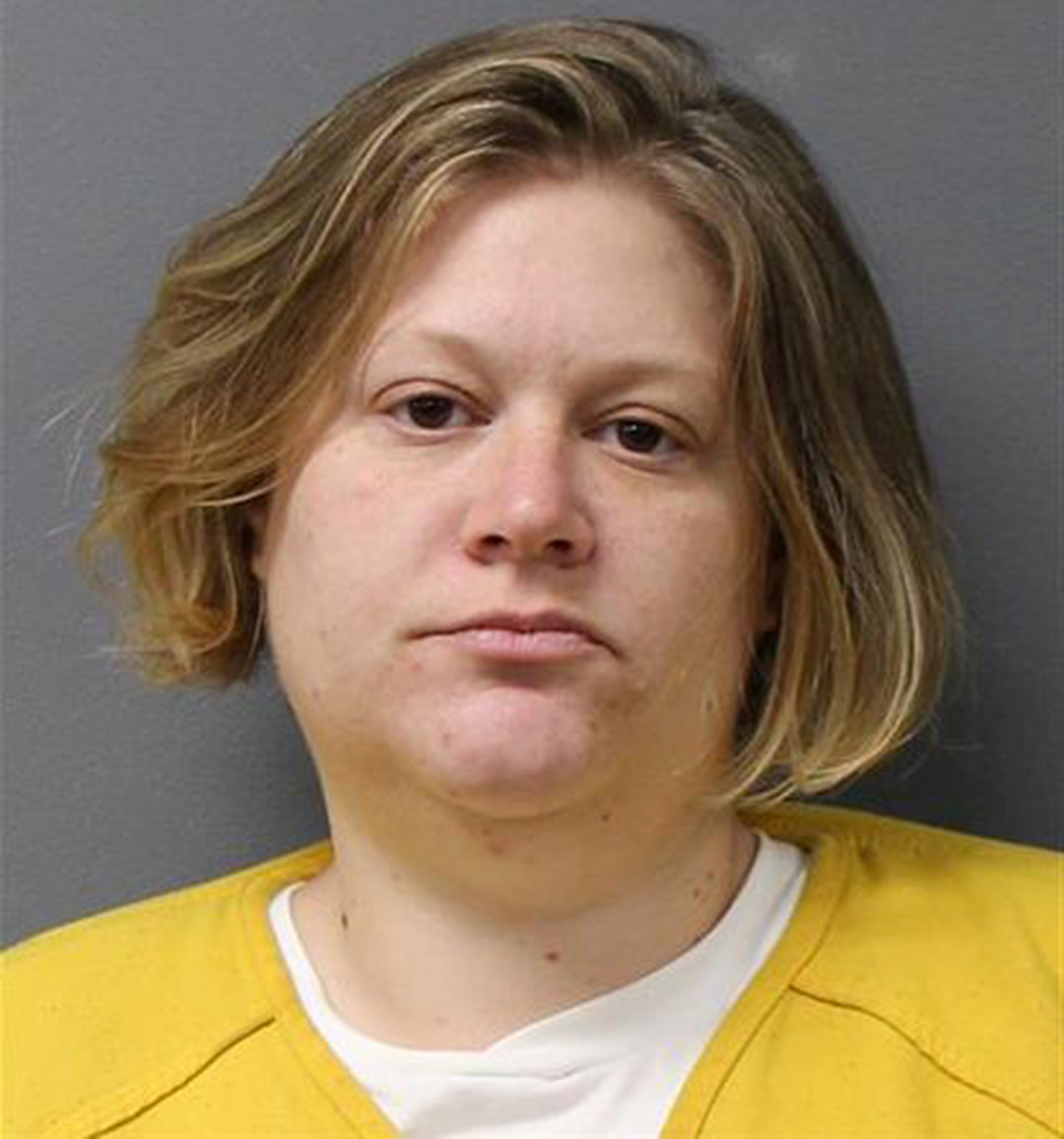 Lisa Rachelle Snyder Mom Charged With 2 Counts of Murder After Telling Police Her Son Hung Himself and His Sister